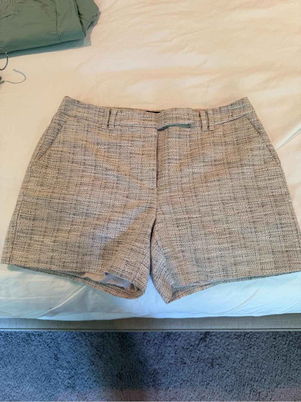 White House Black Market Neutral Tweed Flat-Front Women's Shorts